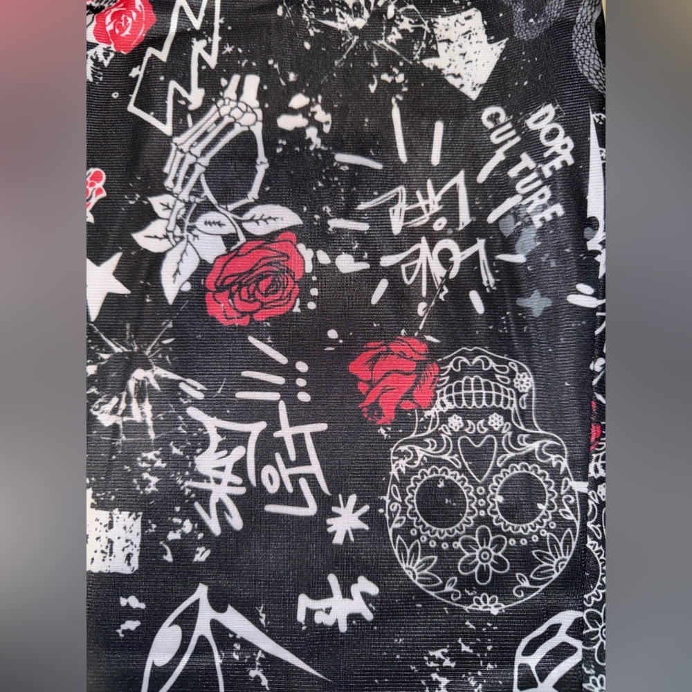 💀🌹NWT! Skull and Roses Jogger Pants - Picture 3 of 10